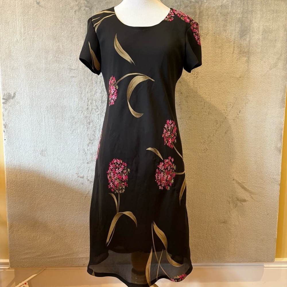 Jessica Howard Dark Romantic Elegant Sheath Dress with Pink Floral Accents